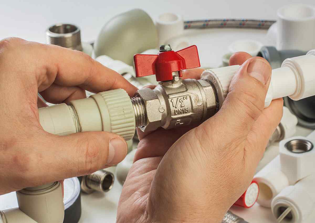 https://trinityplumbing.net/wp-content/uploads/2018/10/inner_professionals_07-1.jpg